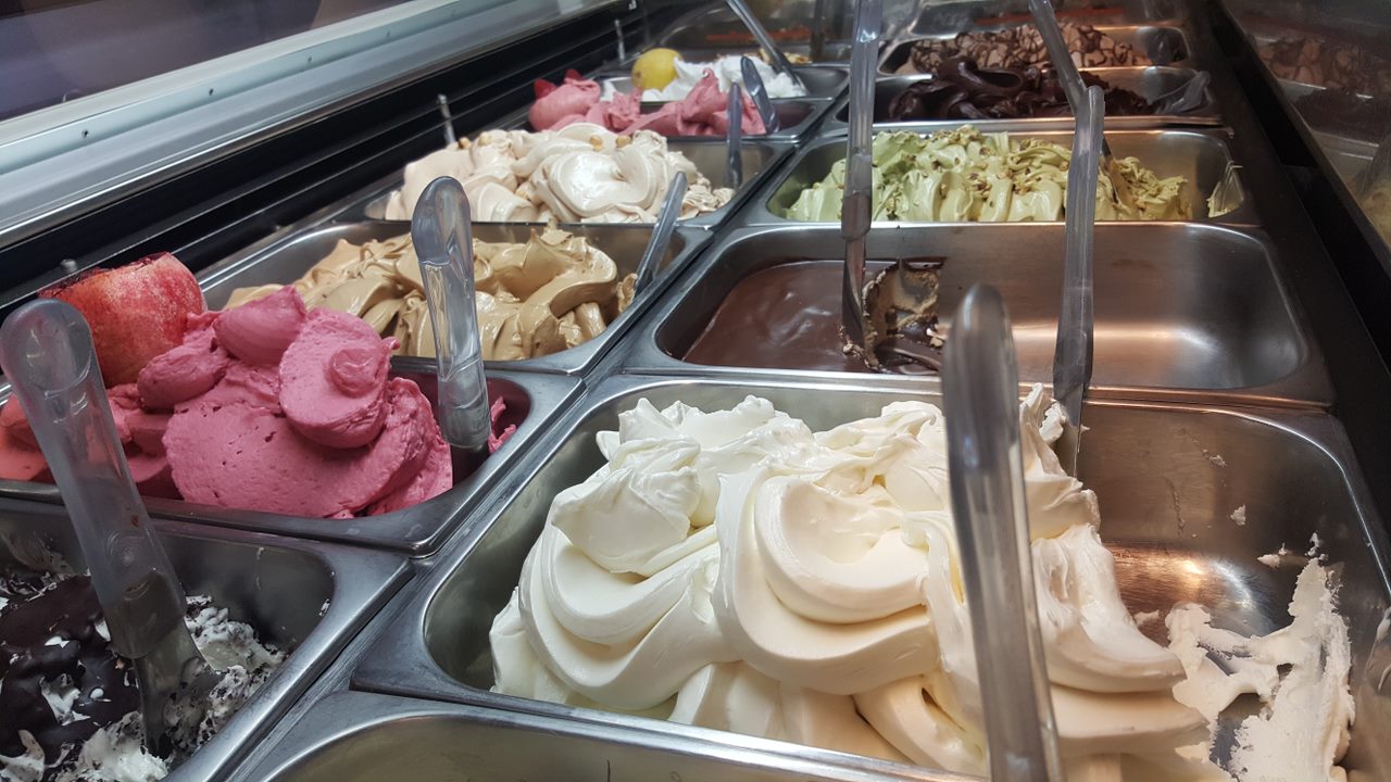 Bar Gelateria Babylon Caffe' Snc