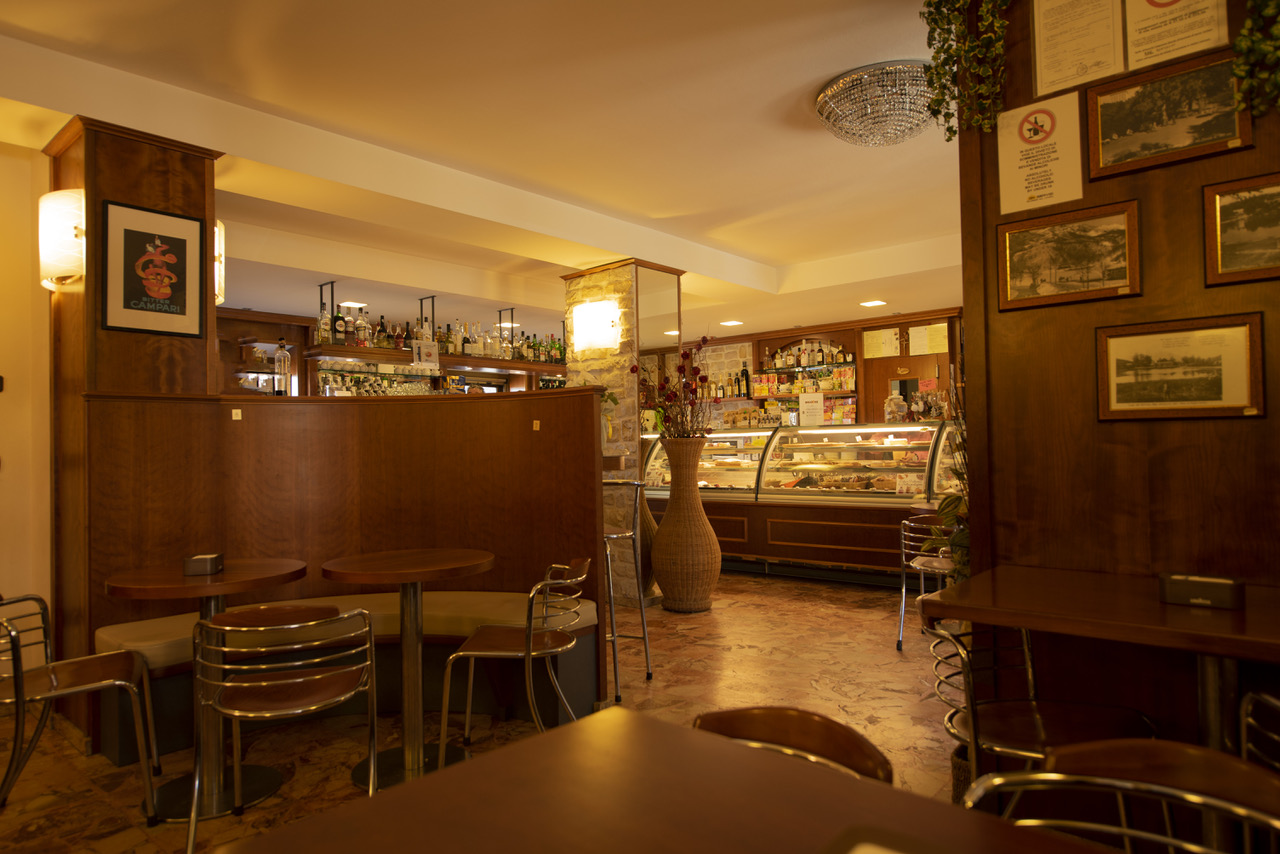 Bar Gelateria “Il Lago” di Bertocchi Luca e Anna