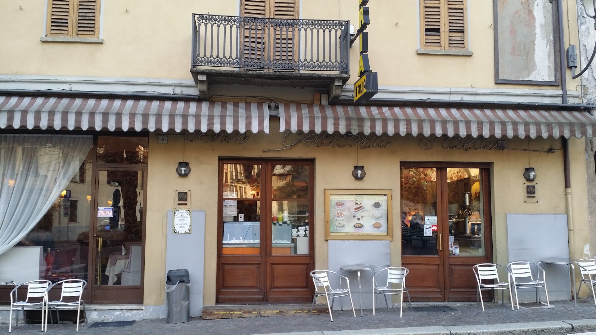 Bar Gelateria Italia