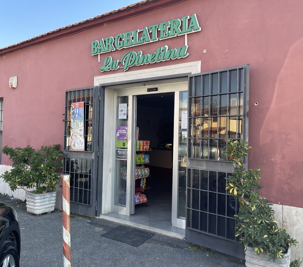 Bar Gelateria La Pinetina Roma