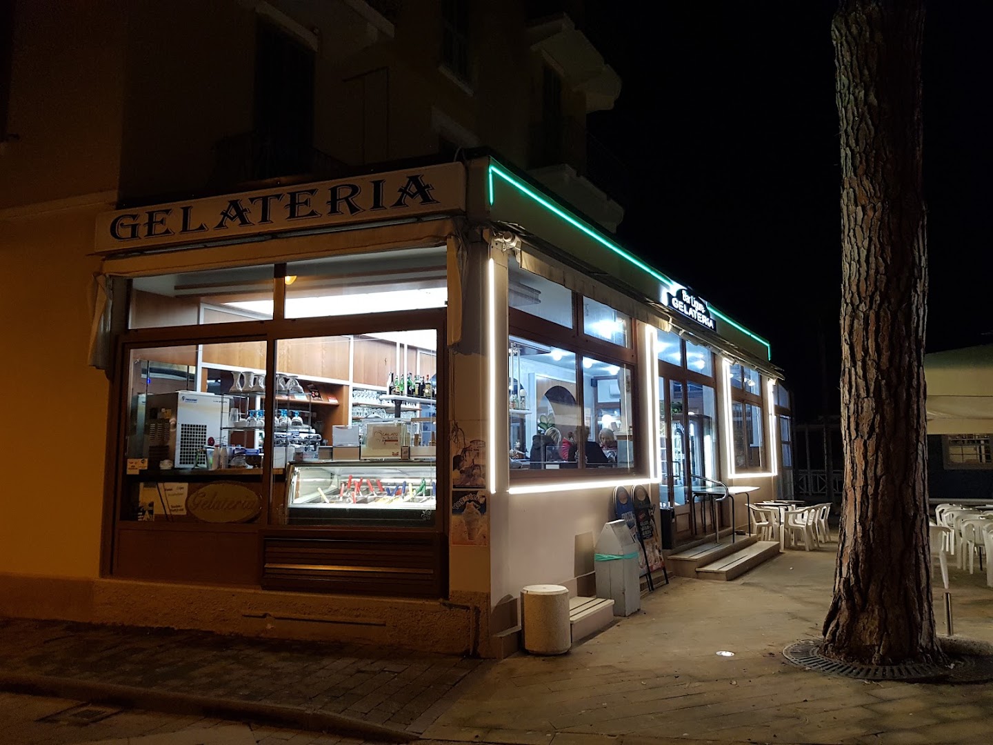 Bar gelateria ligure, Taggia
