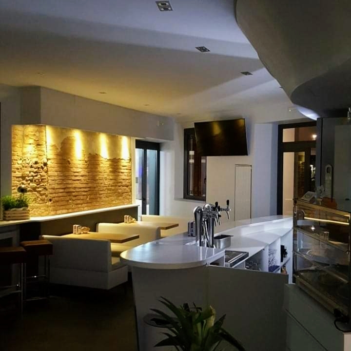 Bar - Gelateria Loggia Club Sas.