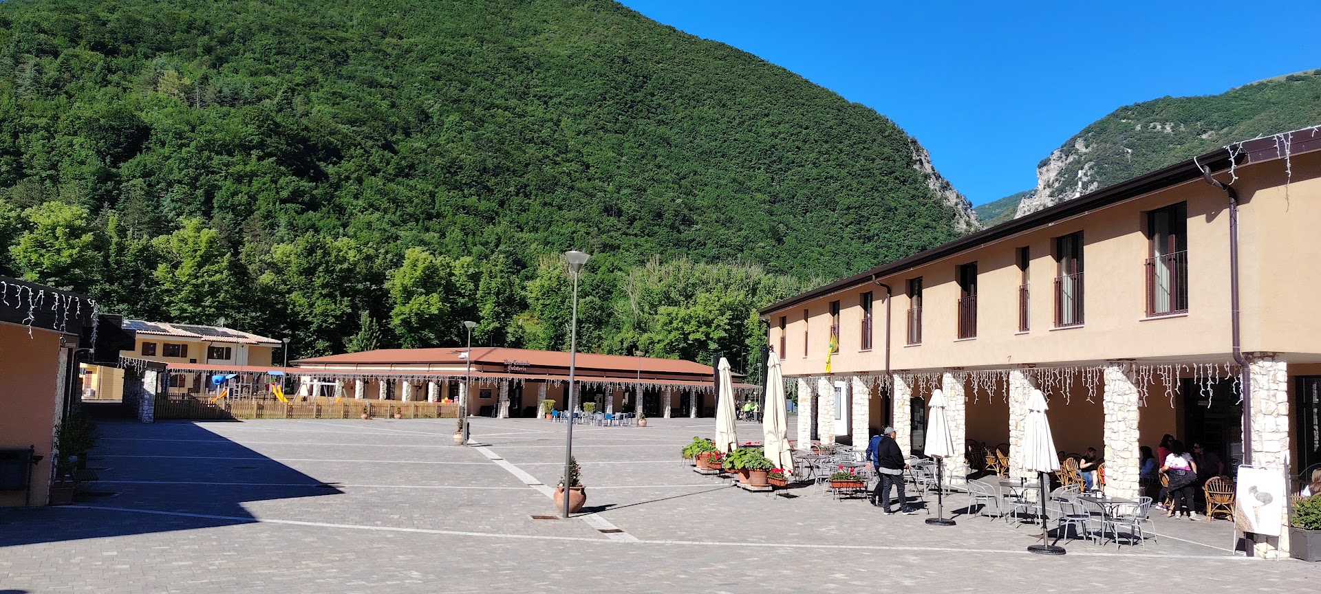 Bar Gelateria Montebovi