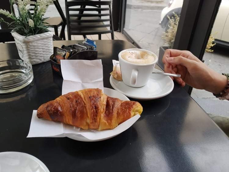 Bar Gelateria Pasticceria Aurunco Di Razzino Massimo