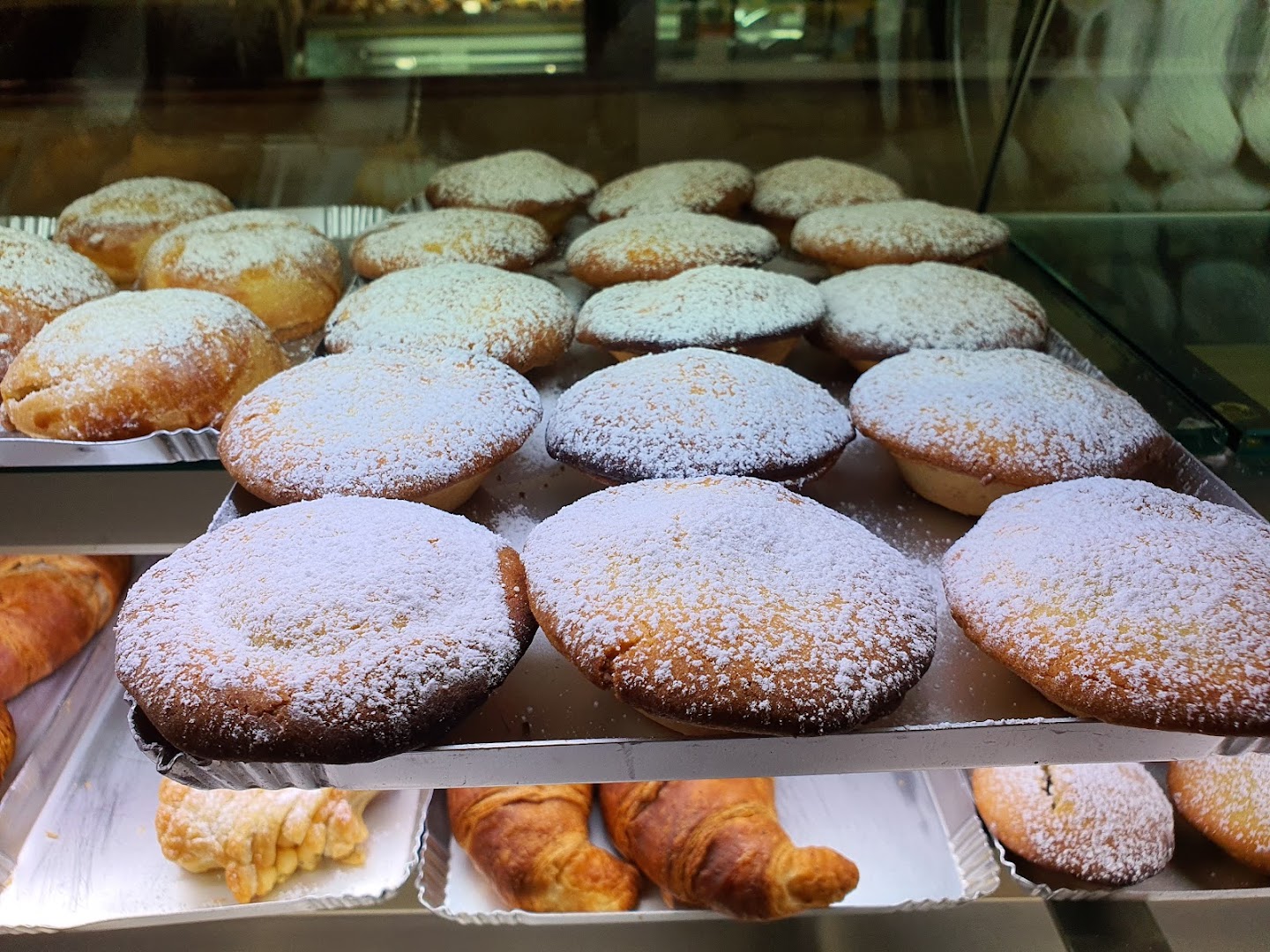 Bar Gelateria Pasticceria Aurunco Di Razzino Massimo
