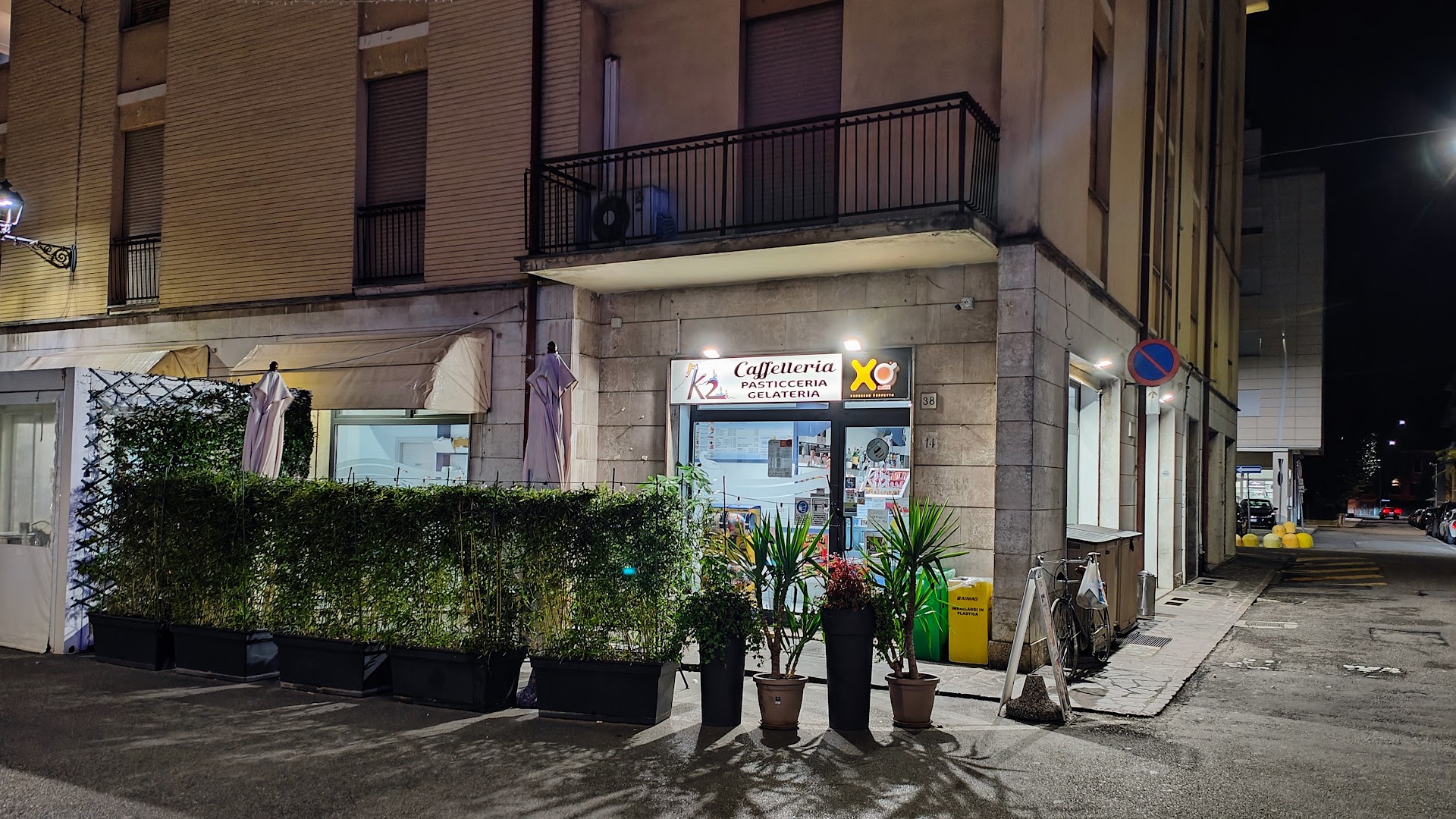 Bar Gelateria Pasticceria K2