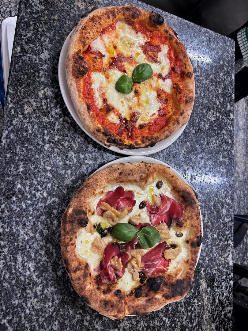 Bar Gelateria Pin - Burgheria Pizzeria