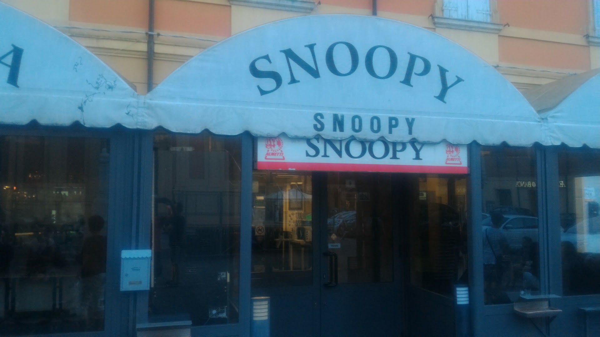 Bar Gelateria Snoopy