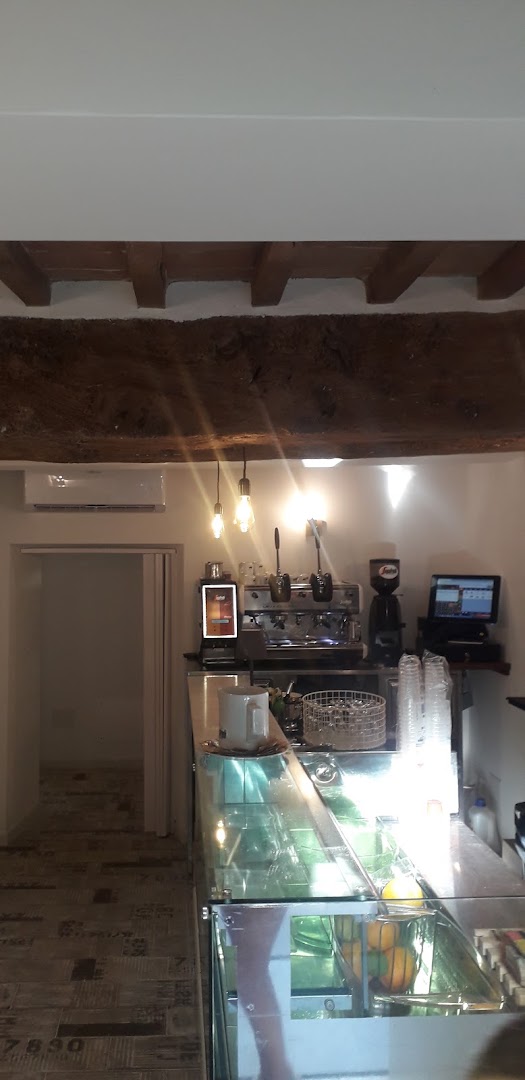 Bar Gelateria Tabaccheria la Locanda Pizzeria il Gusto