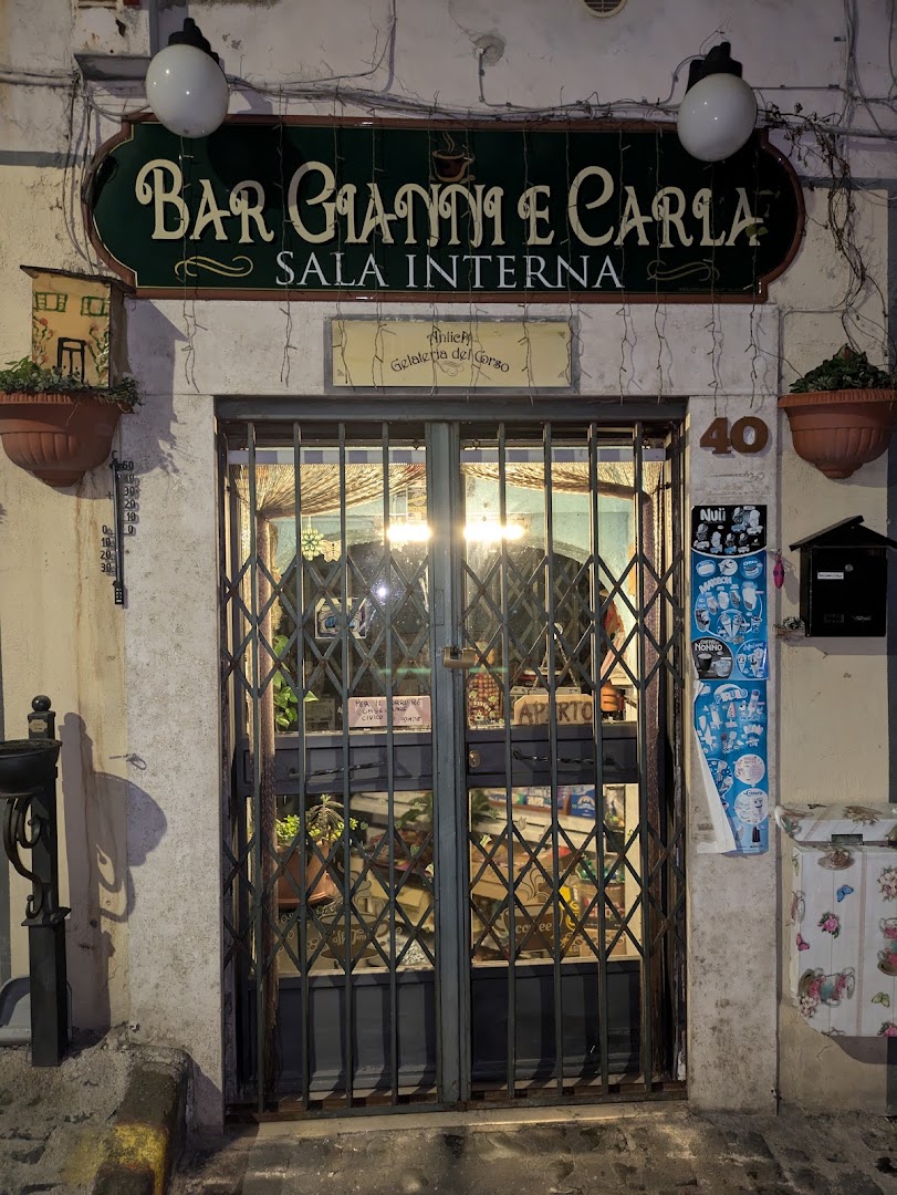 Bar Gianni E Carla Sala Interna