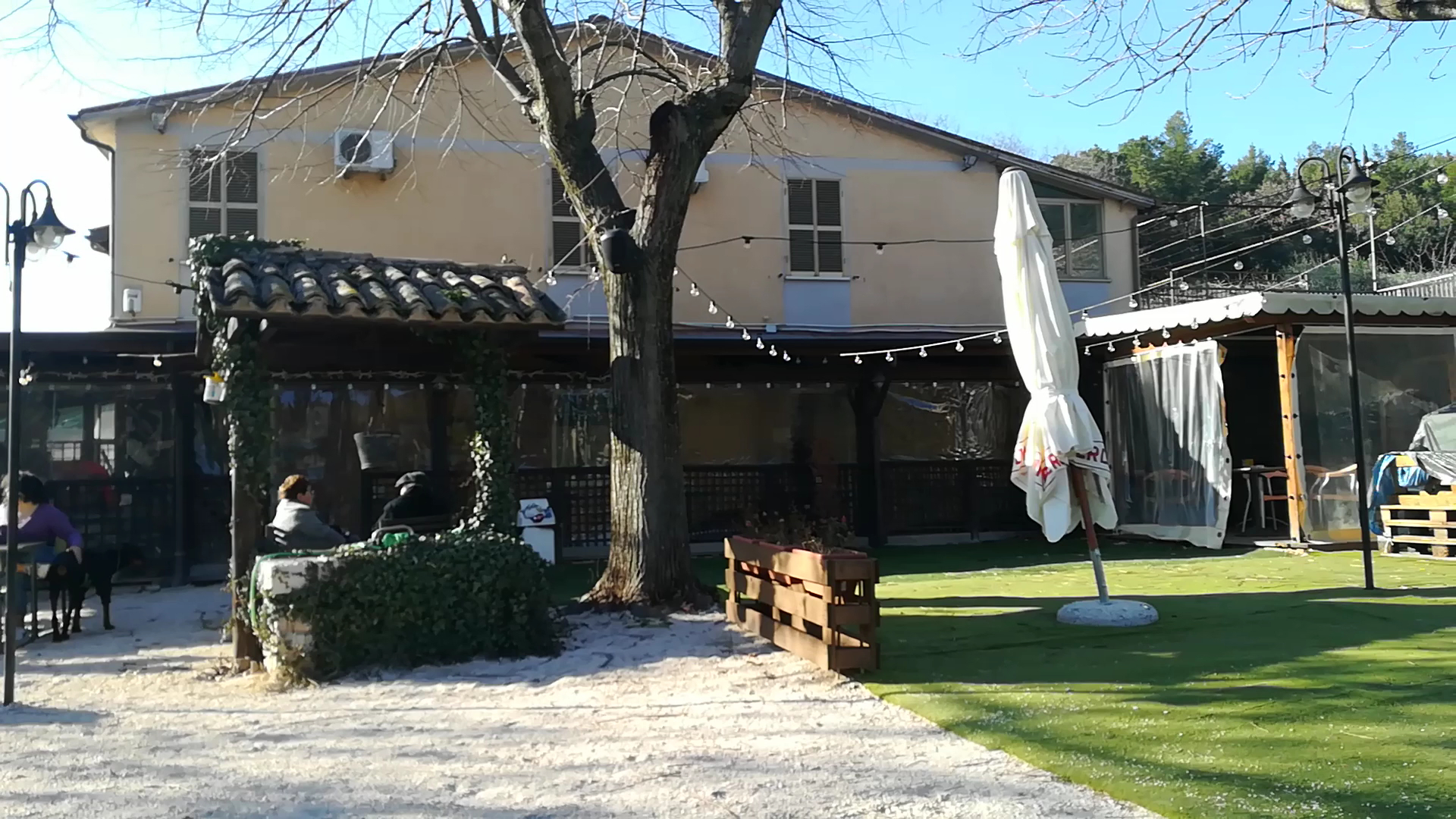Bar Green Garden