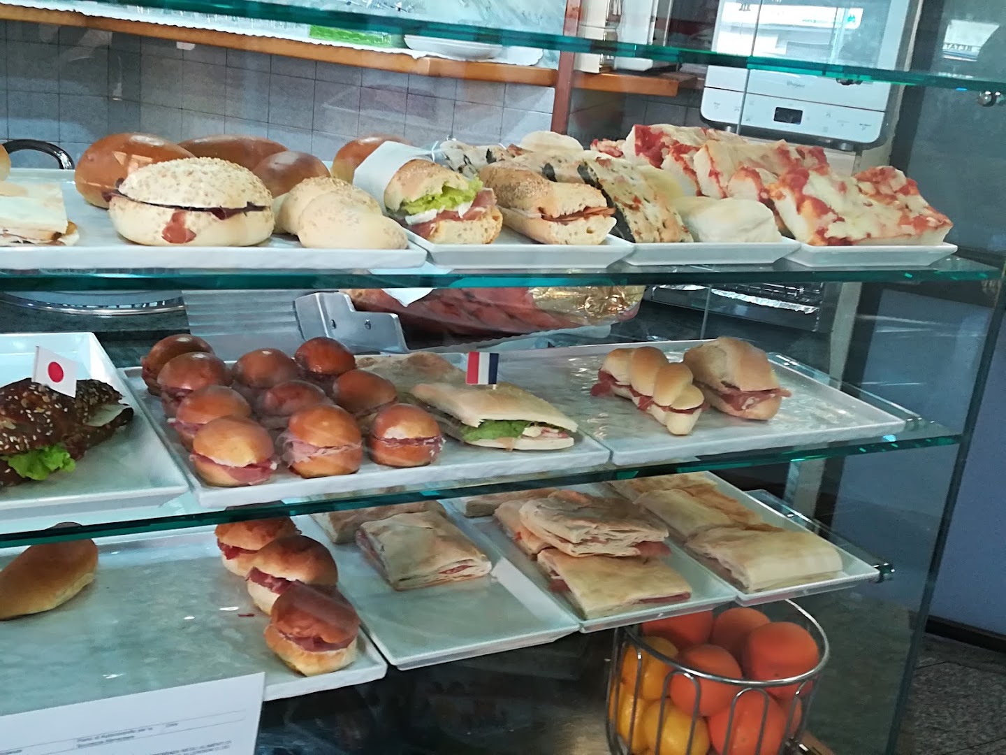 BAR GUGLIA SNC di Debbia e Banchio