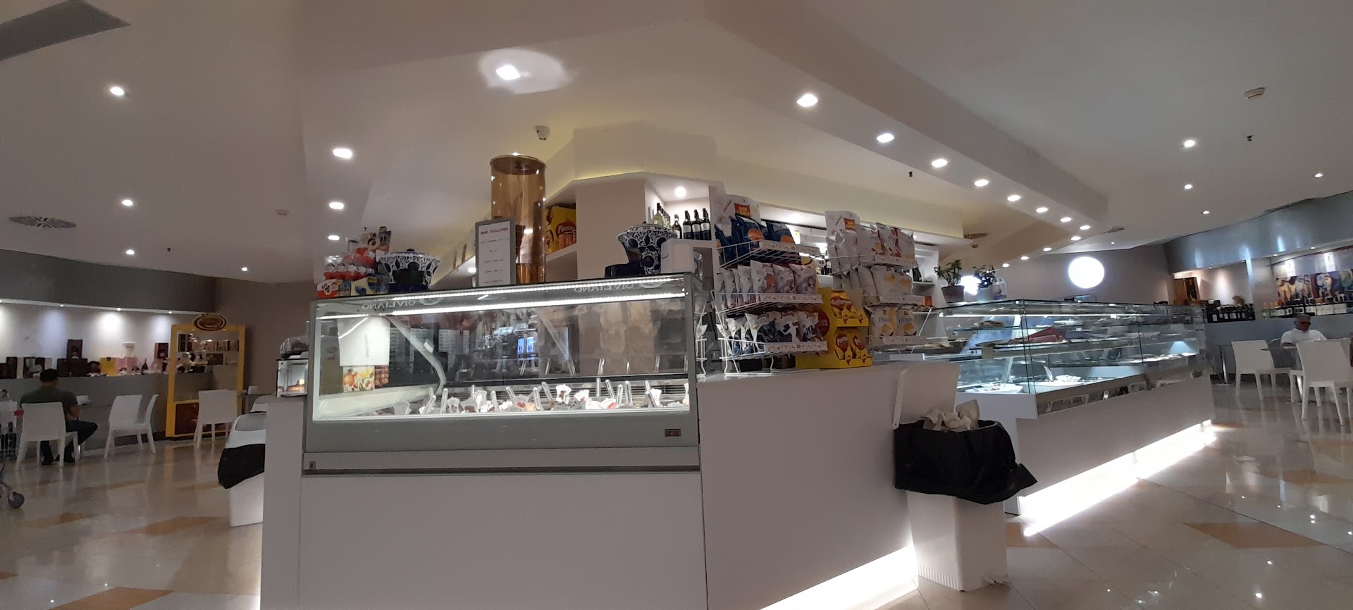 Bar Gulliver, Surano
