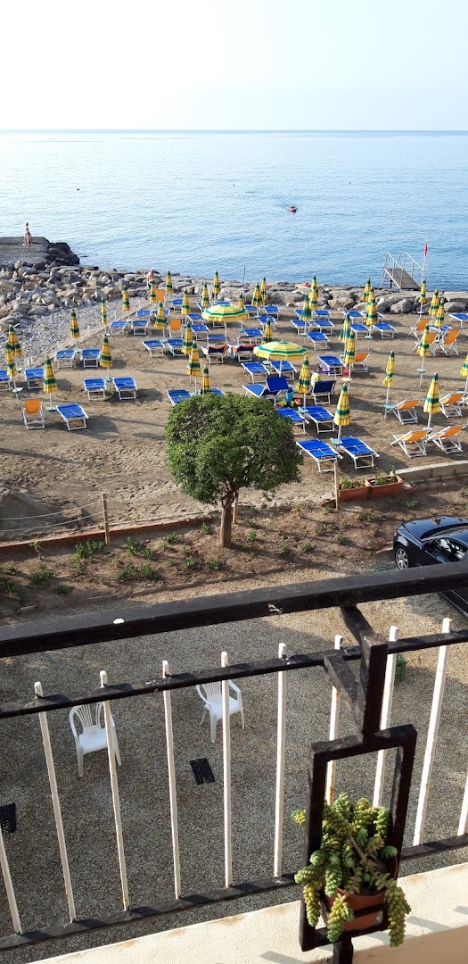 Bar Holidays Di Ardissone Giuliano