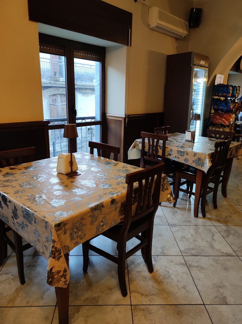 Bar Ideal
