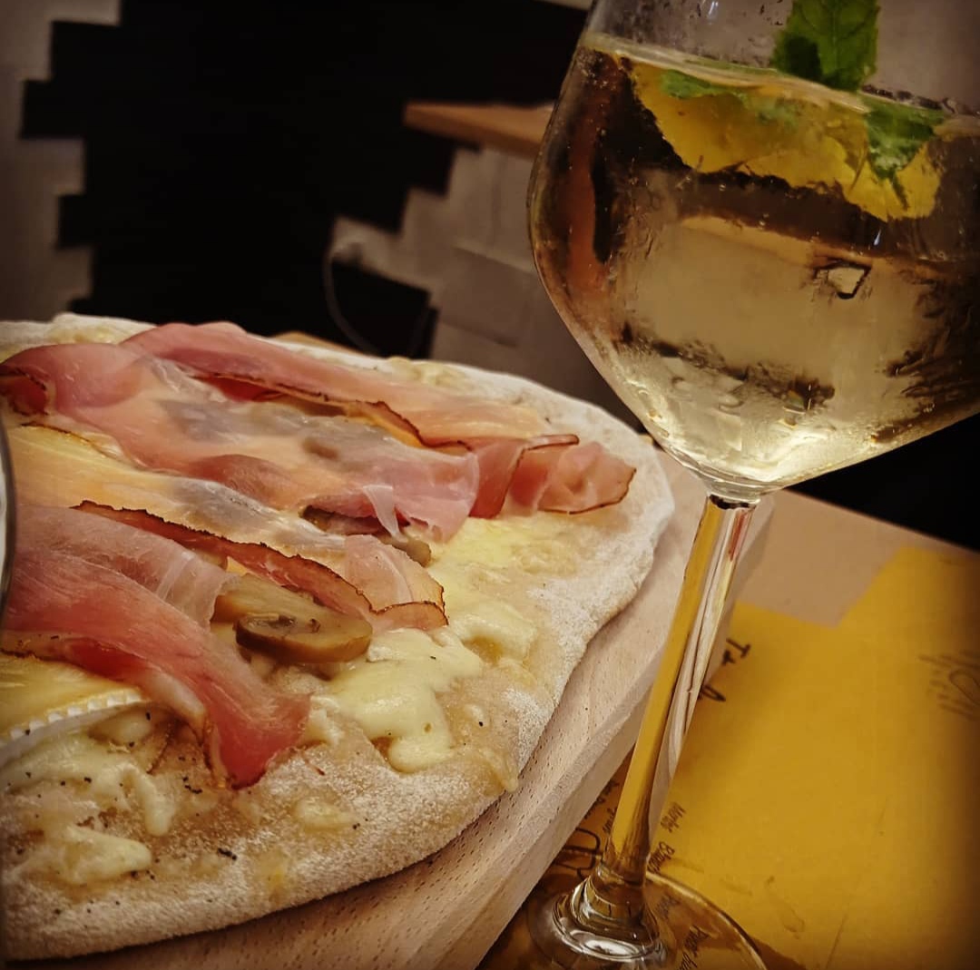 Bar Il Diavolo E L'Acquasanta