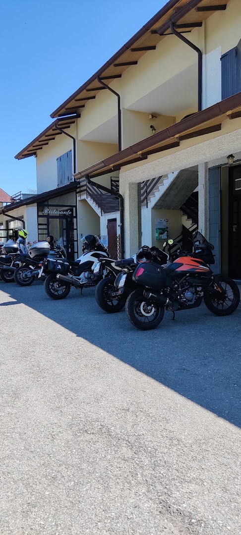 Bar Il Monte Di Ibattici Lauretta