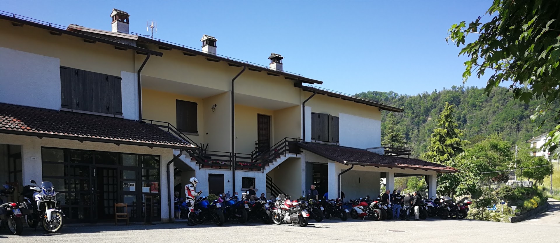Bar Il Monte Di Ibattici Lauretta