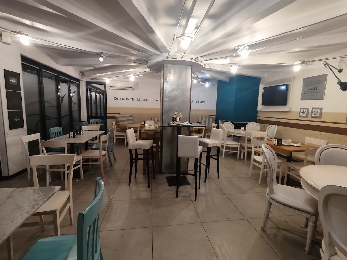 Bar Imperiale, Carrara