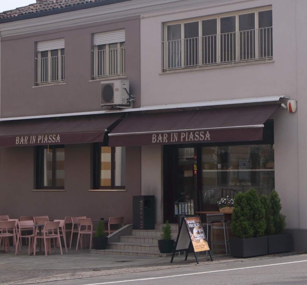 Bar in Piassa