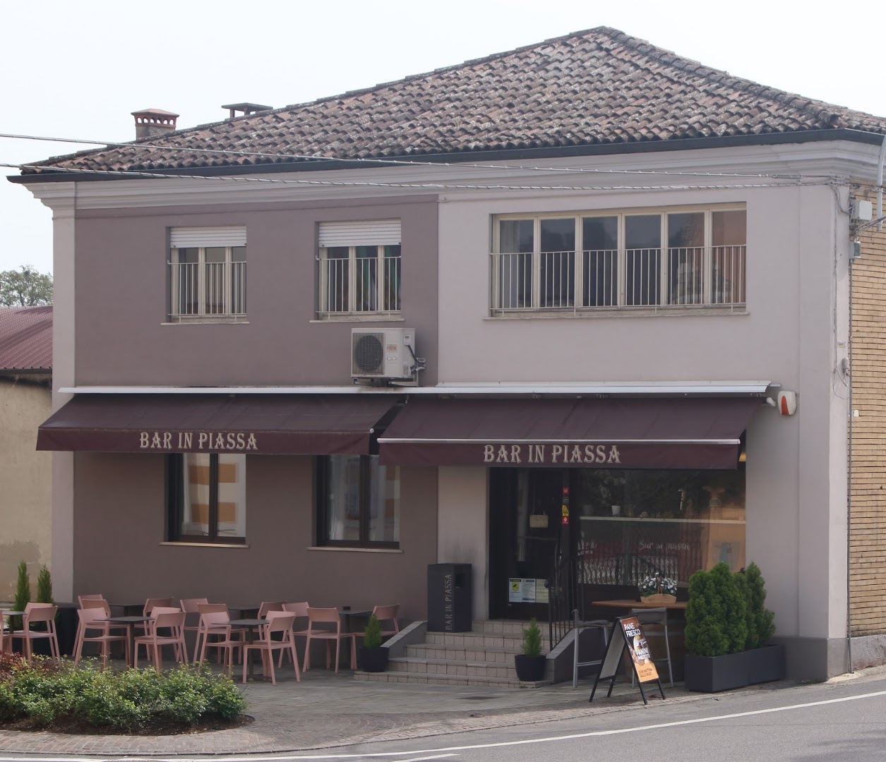 Bar in Piassa