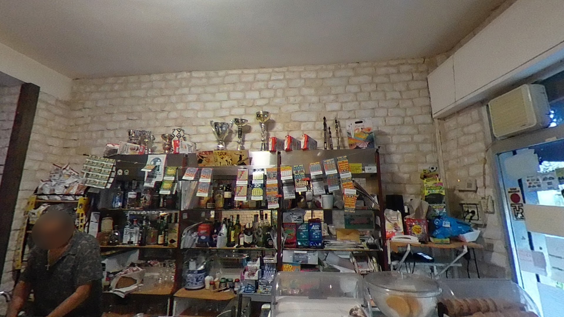 Bar Inglese, Bompensiere