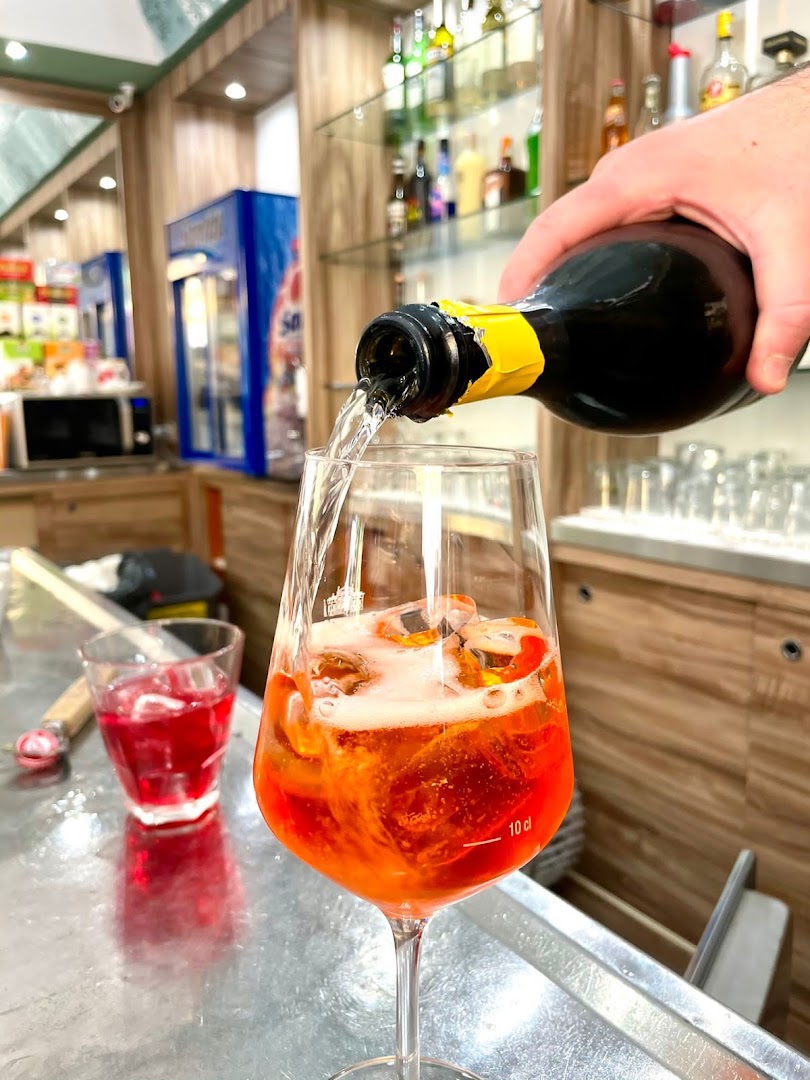 Bar Iron Sun