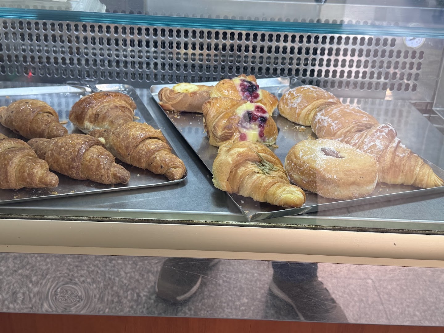 Bar Italia ( Coffee, Caffè, Espresso, Aperitivo, Gelato Artigianale Sisal Ricariche )