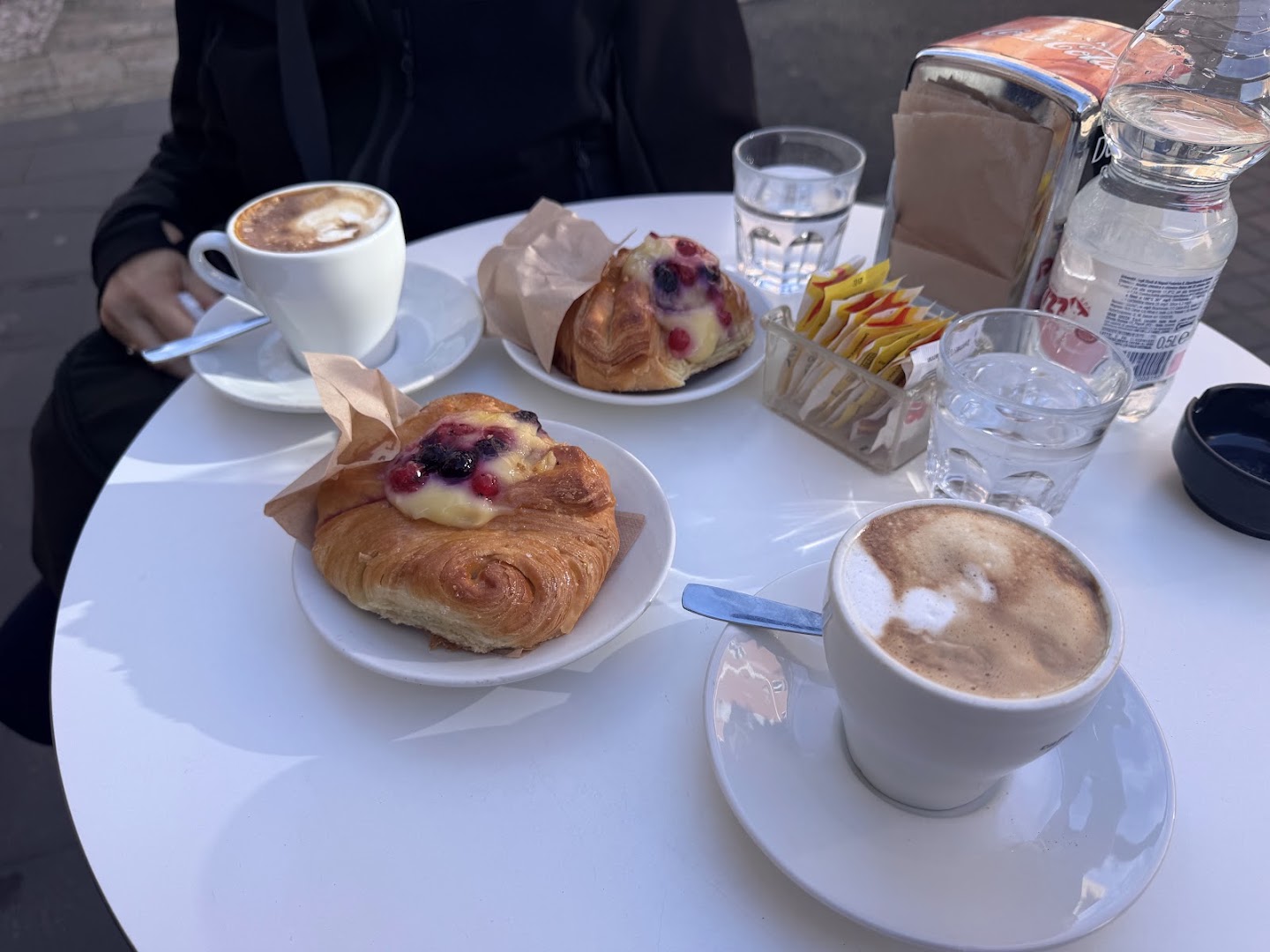 Bar Italia ( Coffee, Caffè, Espresso, Aperitivo, Gelato Artigianale Sisal Ricariche )