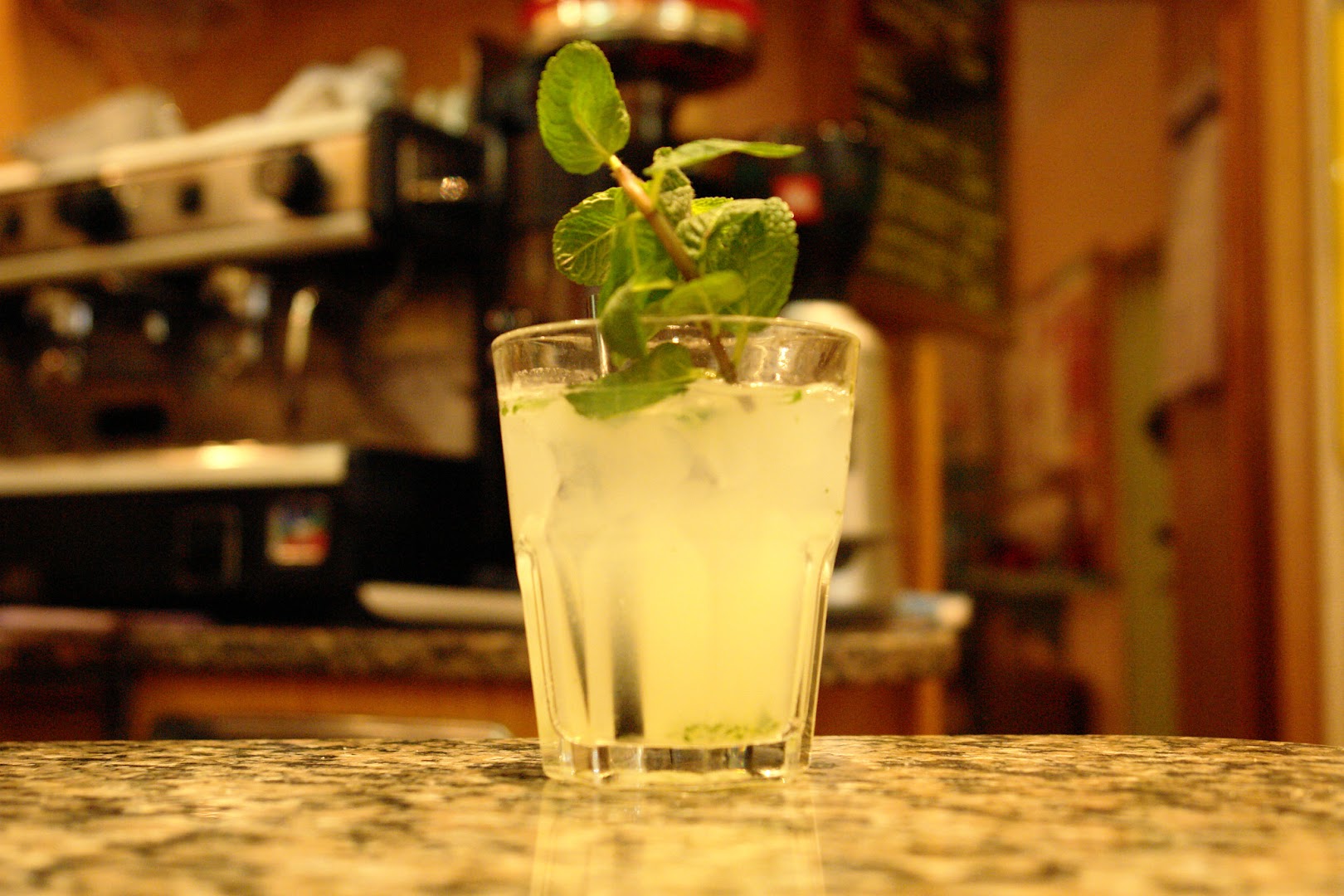 Bar Italia Di Amoroso Florise