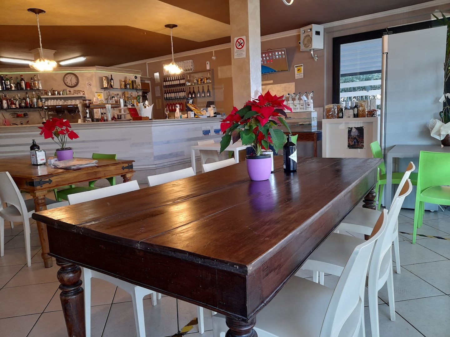 Bar Italia di Yu Shaomin, Montichiari