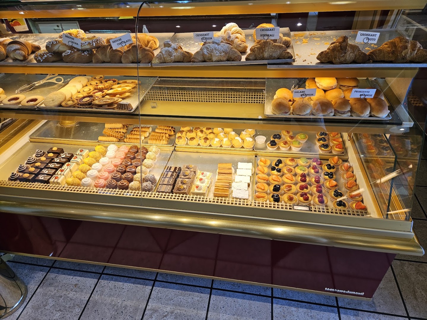Bar Italia Pasticceria Gelateria