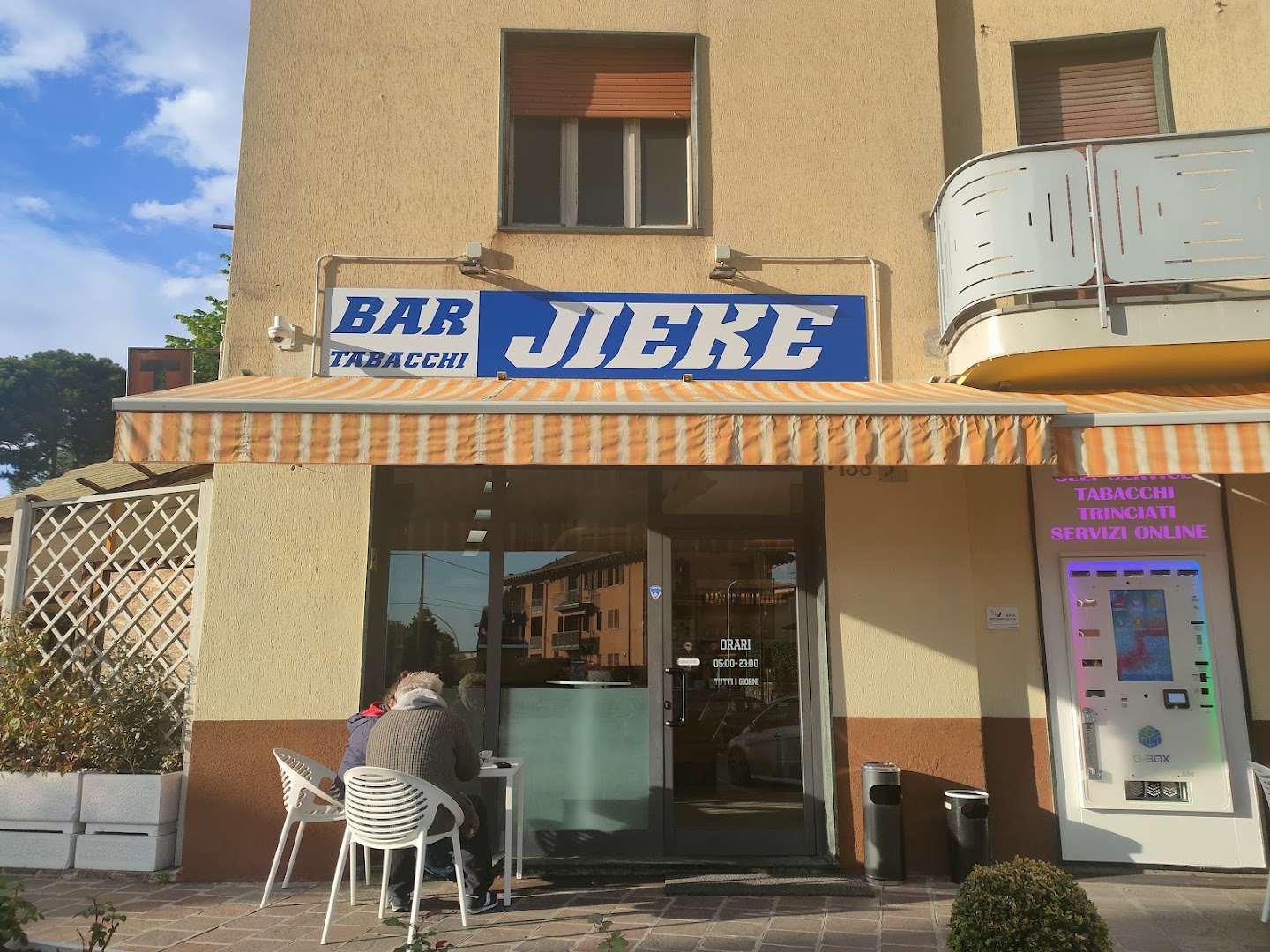 Bar Jieke