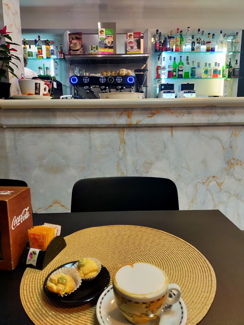 Bar Jolly di Cuomo Manuela