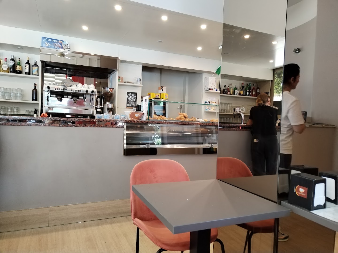 Bar K2 Colico Piano