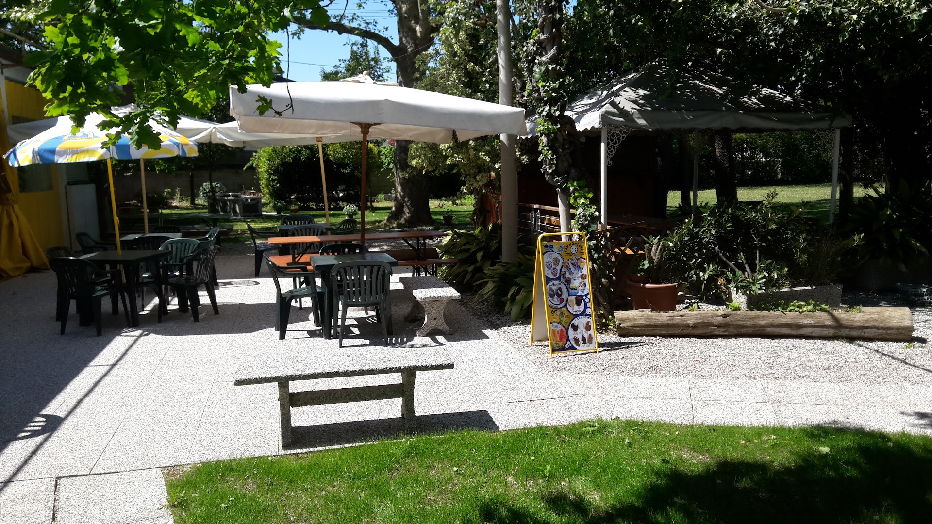 Bar "La bufera" di Zamoskovina Lina
