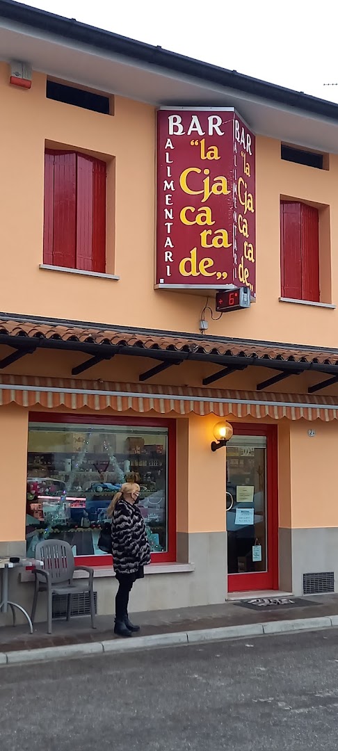 Bar La Cjacarade, Mereto di Tomba