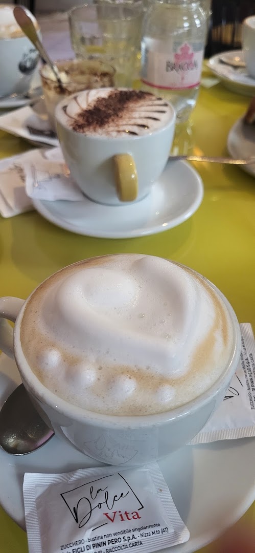 Bar La Piazzetta 19