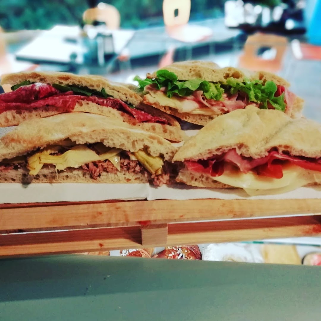 Bar La Piazzetta - Villo sas