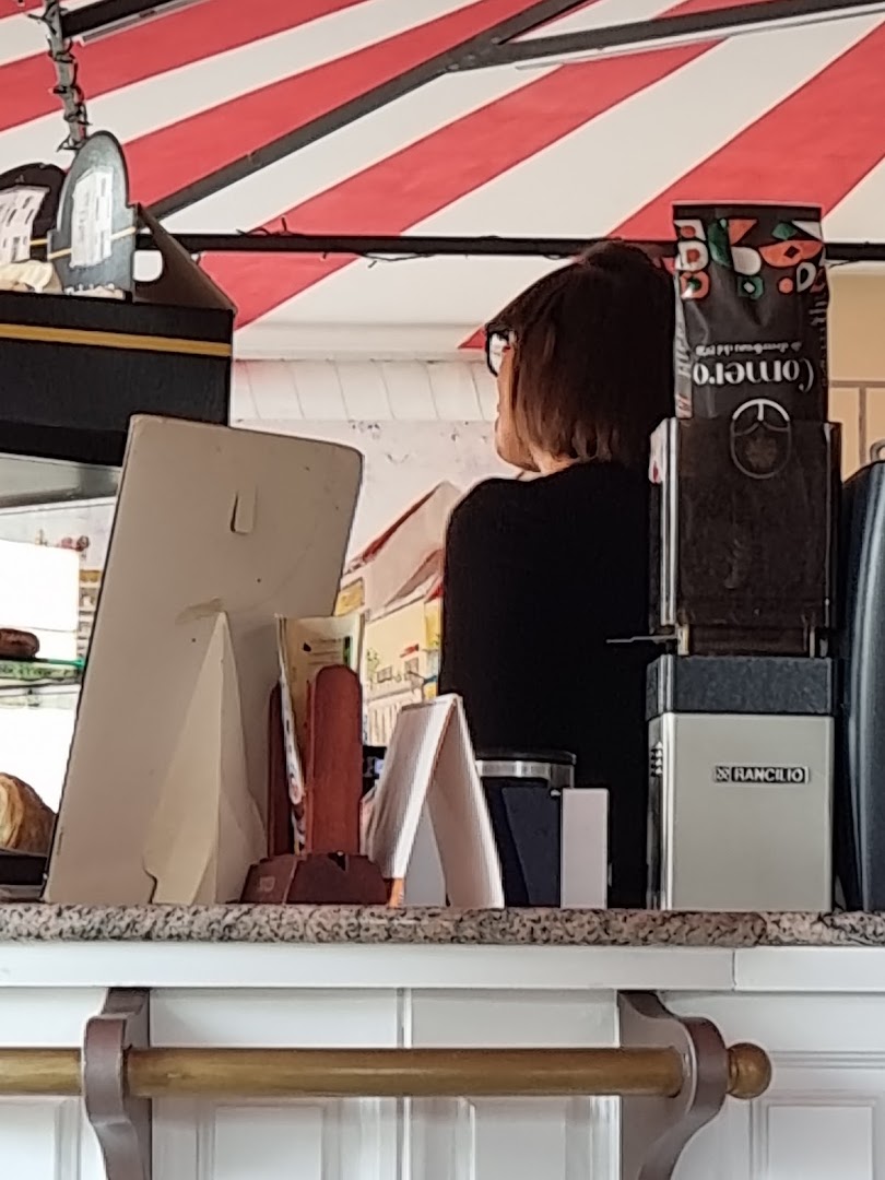 Bar La Raclette con Tavola Calda gestione Dev srl