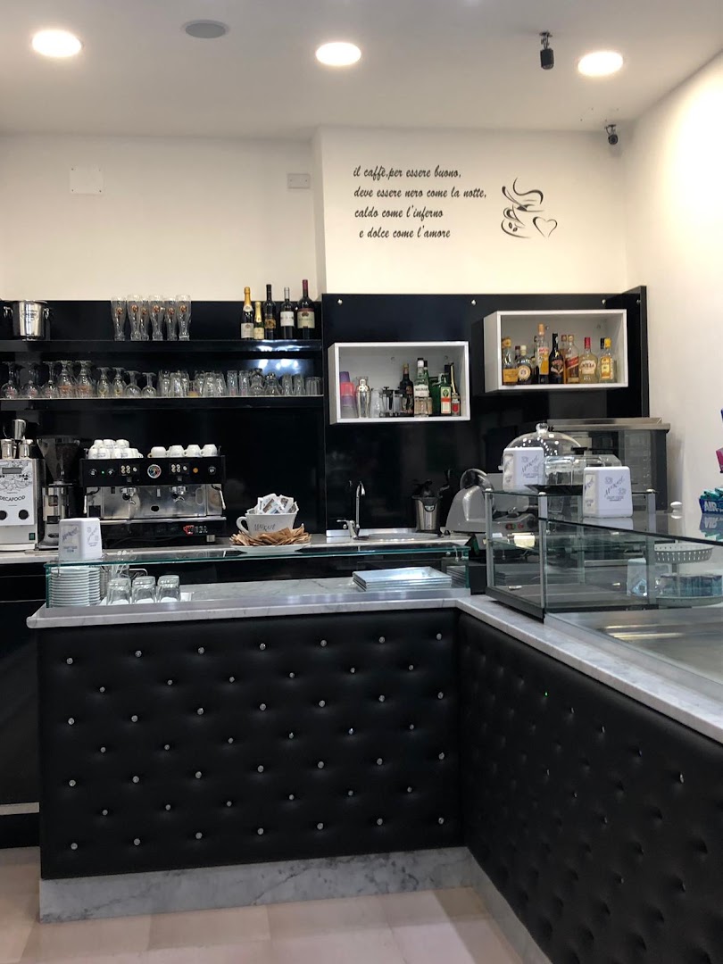 Bar Lady Falco