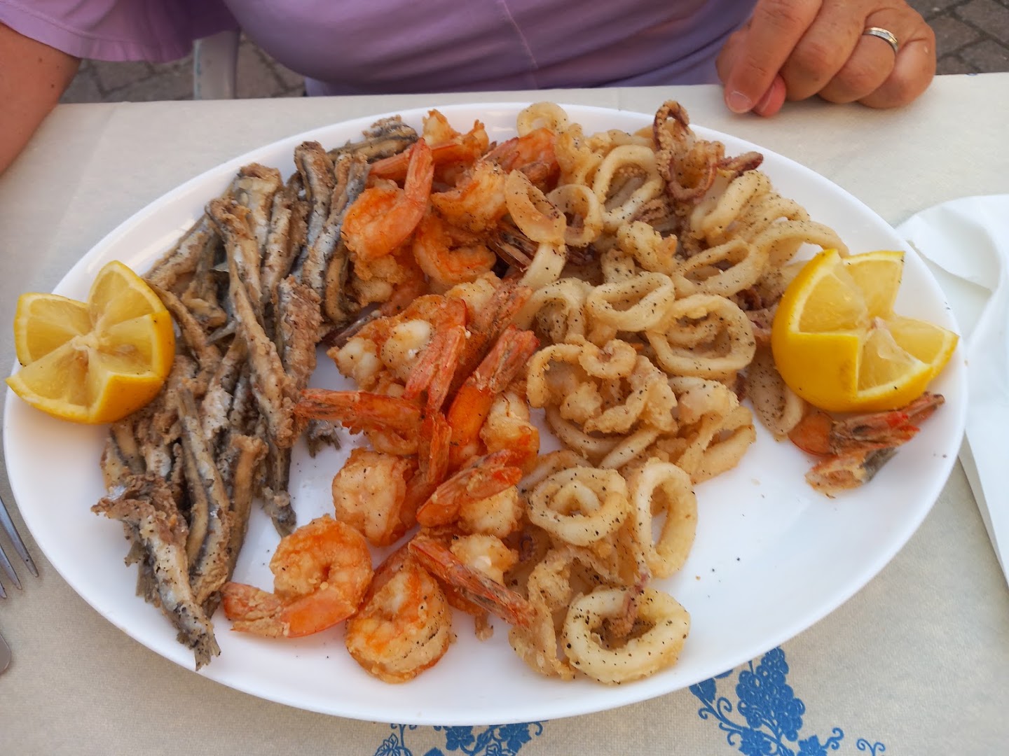 Bar Lella