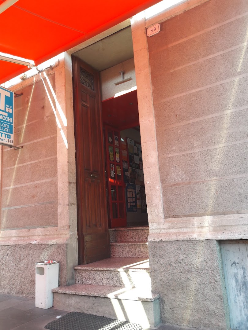 Bar Leoni