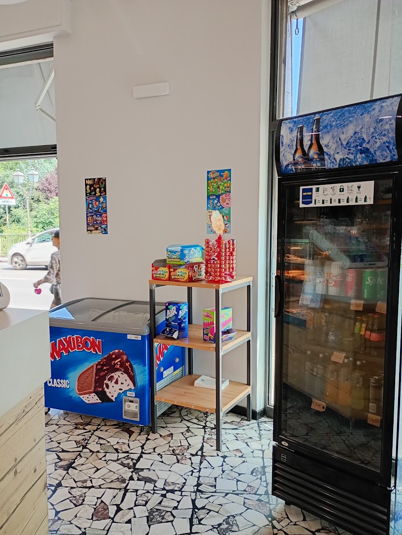 Bar Libertà di yanfeng Ji