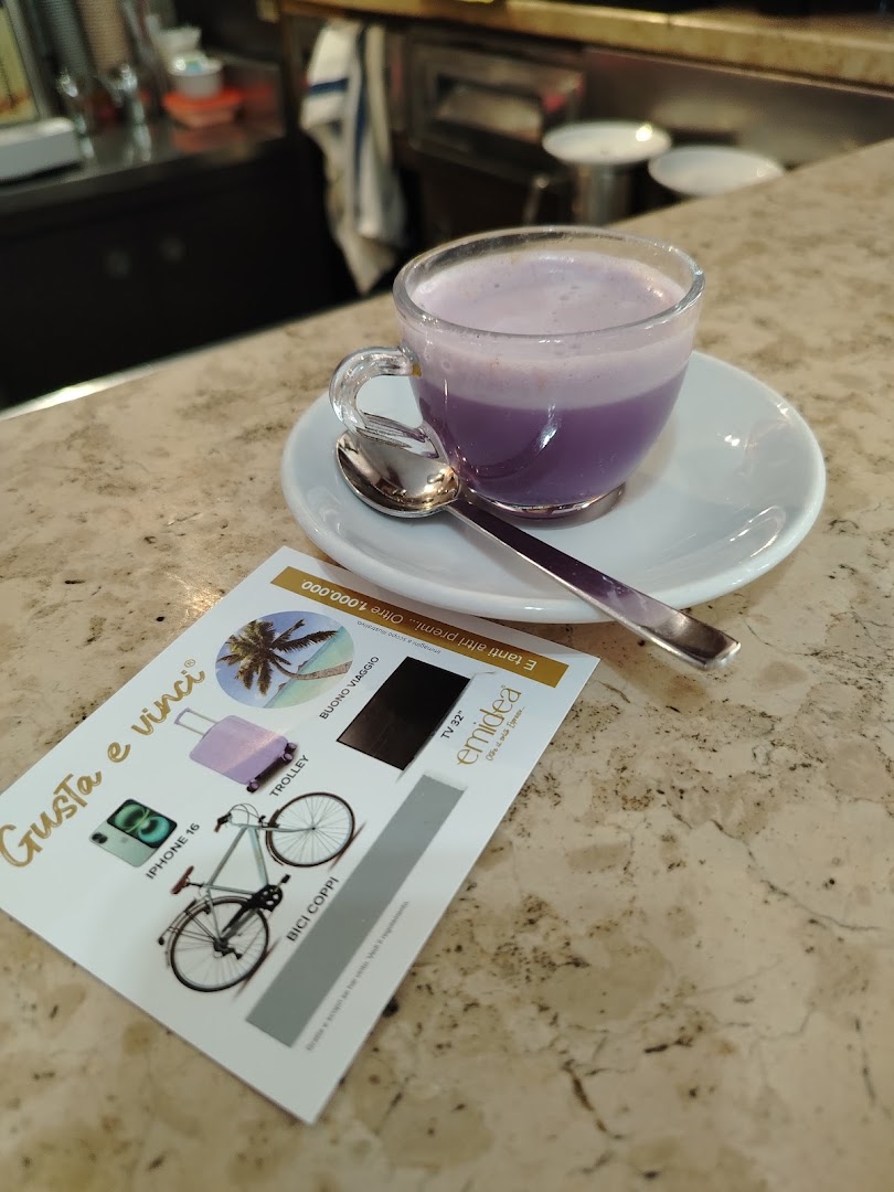 Bar Lilly, Rimini