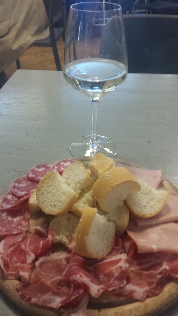 Bar L'opposto