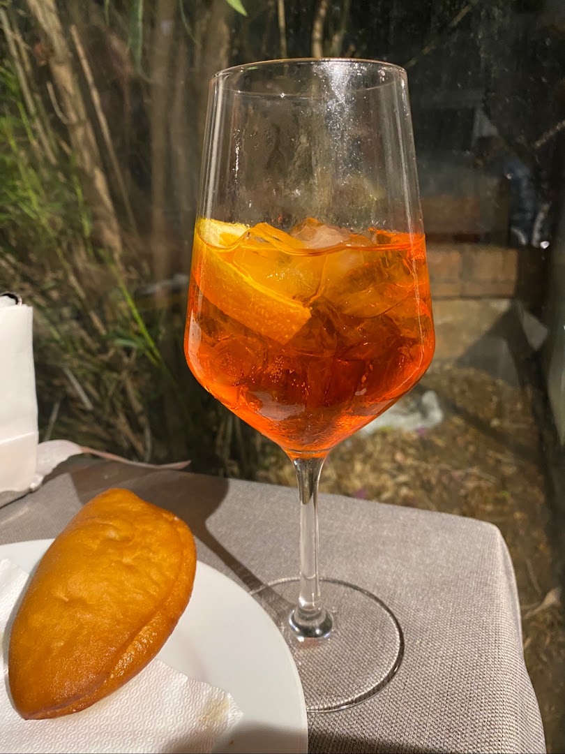 Bar Magnolie