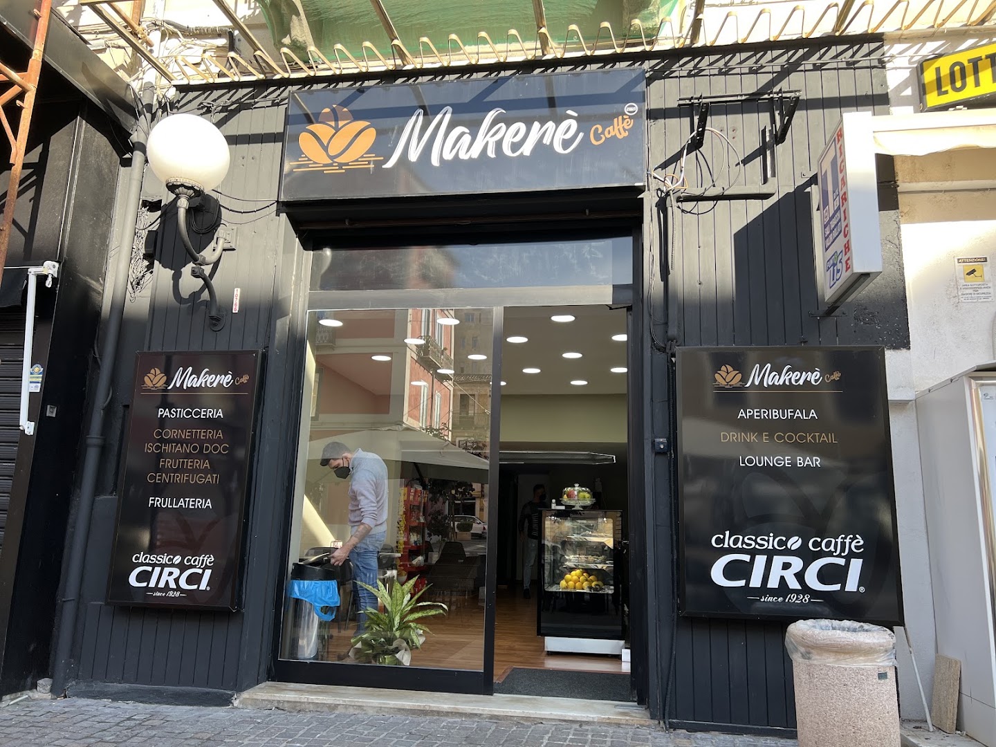 Bar Makerè