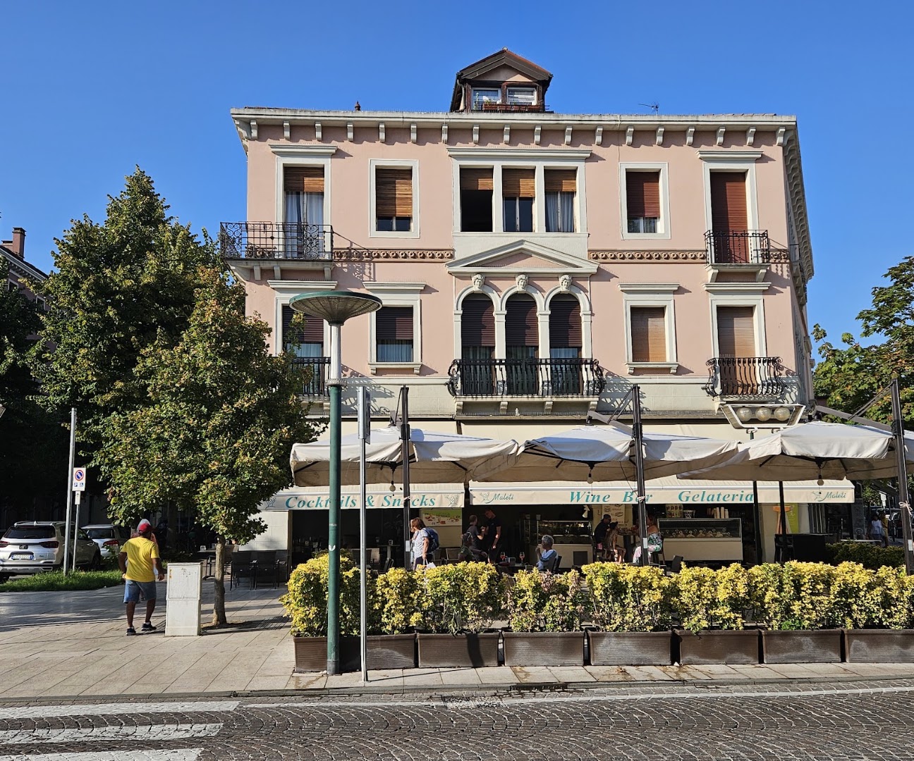 Bar Maleti