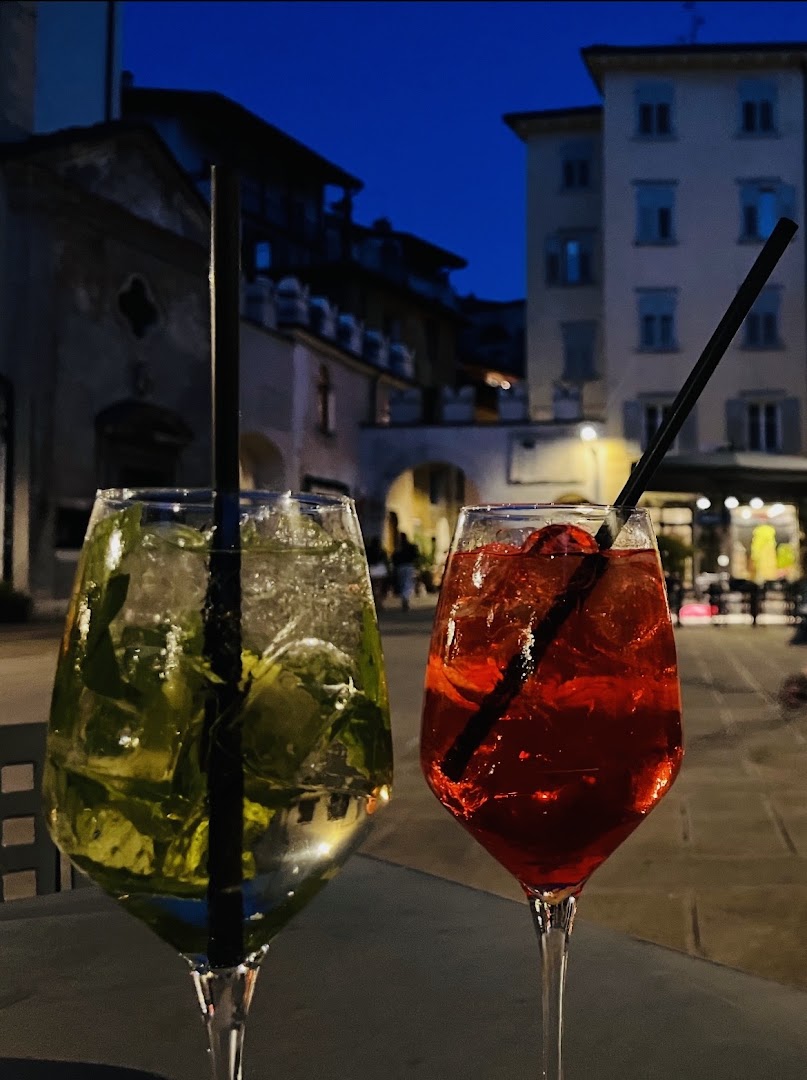 Bar Mani al Cielo